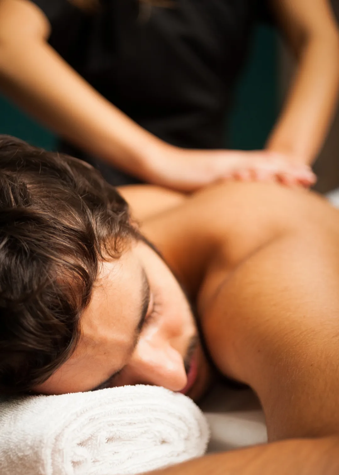 Manual Lymphatic Drainage Massage 1.webp